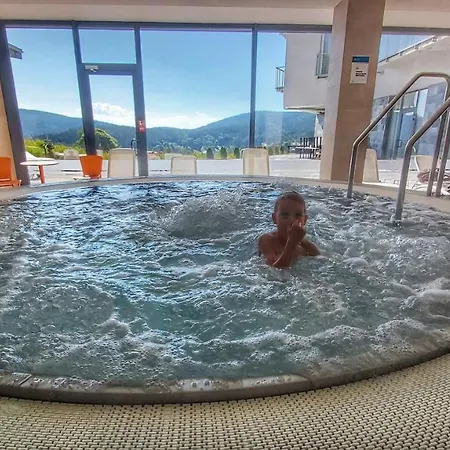 Pod Wyciągiem - Czarna Góra Resort&spa *