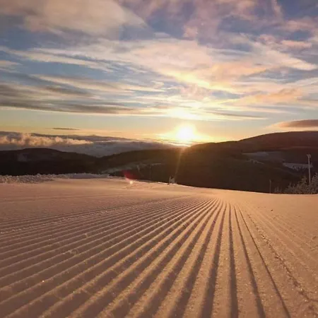 Pod Wyciagiem - Czarna Gora & Lägenhet *