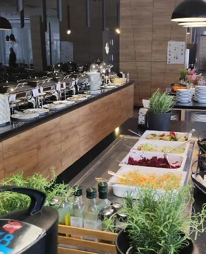 Pod Wyciagiem - Czarna Gora &